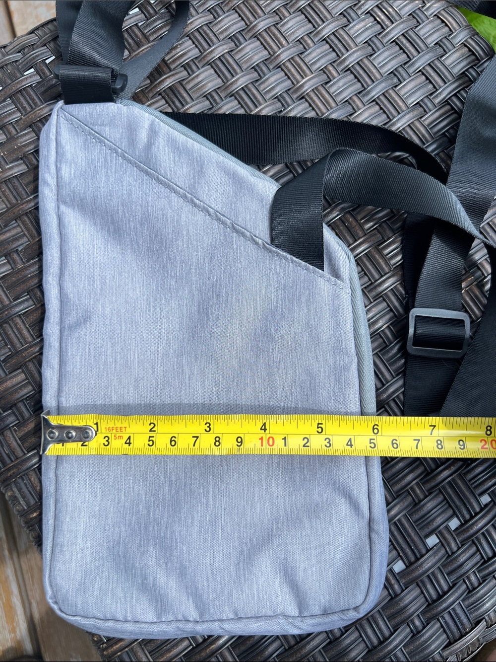 Travelon Light Gray Men's Sling Belt Bag with Black Strap - Picture 3 of 9